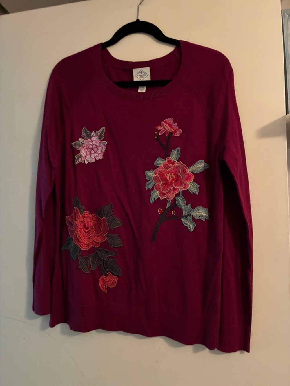 NWOT St. John's Bay Berry Floral Embroidered Crewneck Sweater